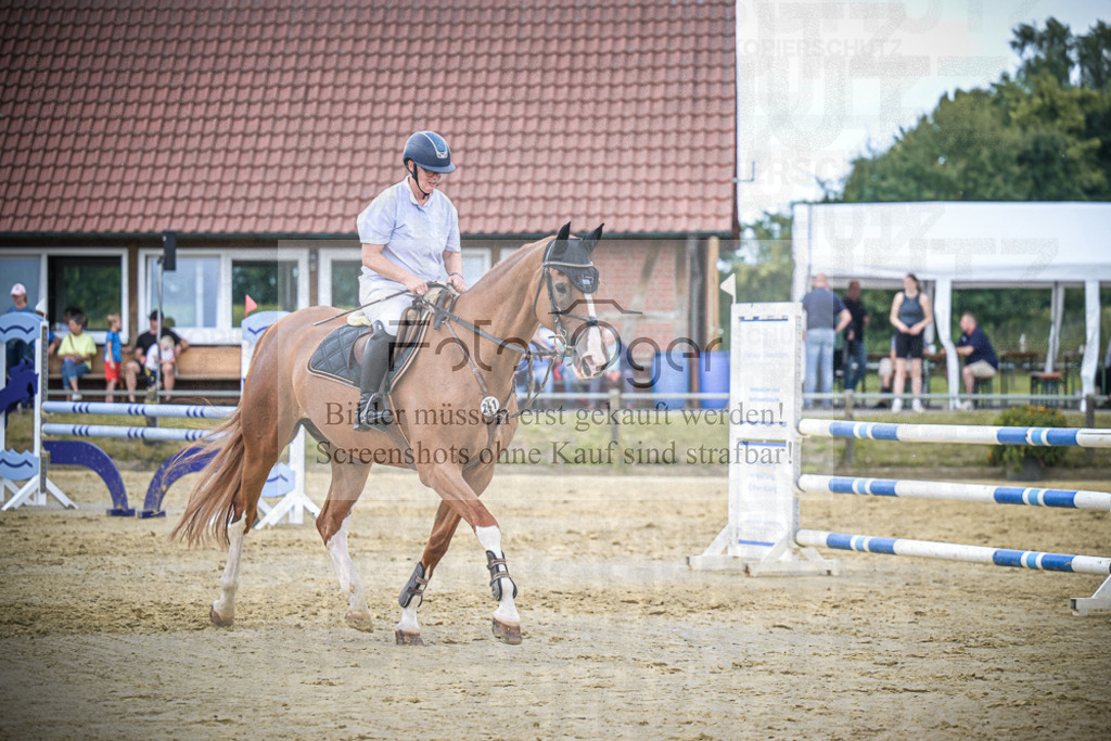 DOS_9664 | Entdecke hochwertige Reitturnierfotos von Foto Oger. Professionell, emotional und authentisch – jetzt Lieblingsmomente im Shop bestellen.Deutschlandweite Turnierfotografie. - Realisiert mit Pictrs.com