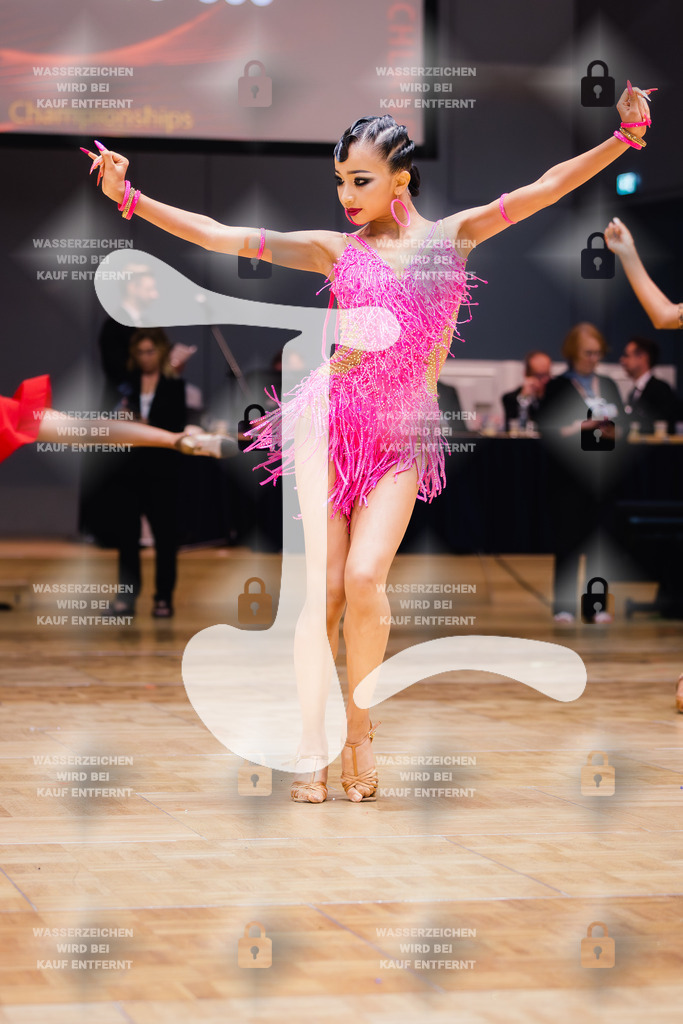 GOC 2025 - WDSF Solo Junior II Latin Female - 2025-08-21-8283 | Webshop for digital downloads and prints of dance sport, event & show photographer Julian Link - Realisiert mit Pictrs.com