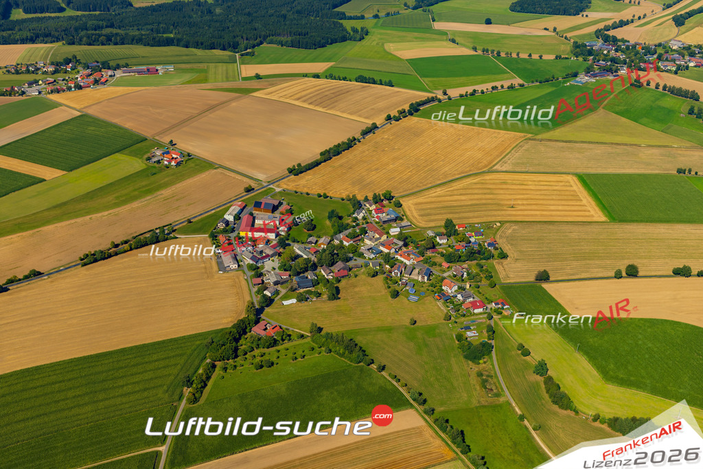 Schöne Luftaufnahme Wendern Bärnau - Die Luftaufnahme wurde 2025 vom Flugzeug heraus erstellt ( keine Drohne ) - Hochauflösende Luftaufnahme - für professionelle Ausdrucke geeignet. Die Geschenkidee !Mit Lizenz und Bildrechte bestellbar