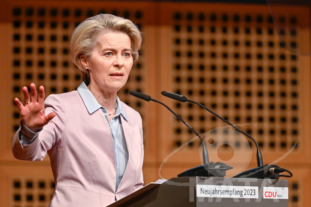 _DWI0578 | Politikerin Ursula von der Leyen beim CDU-NRW Neujahrsempfang in Düsseldorf. Düsseldorf, 28.01.2023 - Realisiert mit Pictrs.com