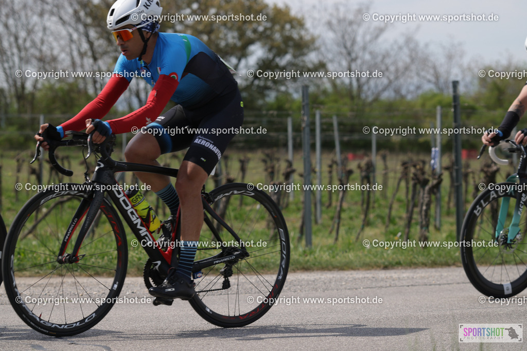 368A4344 | Neusiedlersee Radmarathon 2026@sportshot_your_pictrs #yourpictures#roadtowm2029 #nrm #neusiedlerseeradmarathon #neusiedlersee #neusiedlerseetourismus #burgenland #mörbisch #nrm26 #burgenlandtourismus #voglundco #poweredbyburgenlandtourismus #radsport #rad #marathon #ucigranfondo #visitburgenland #ucigranfondoworldseries