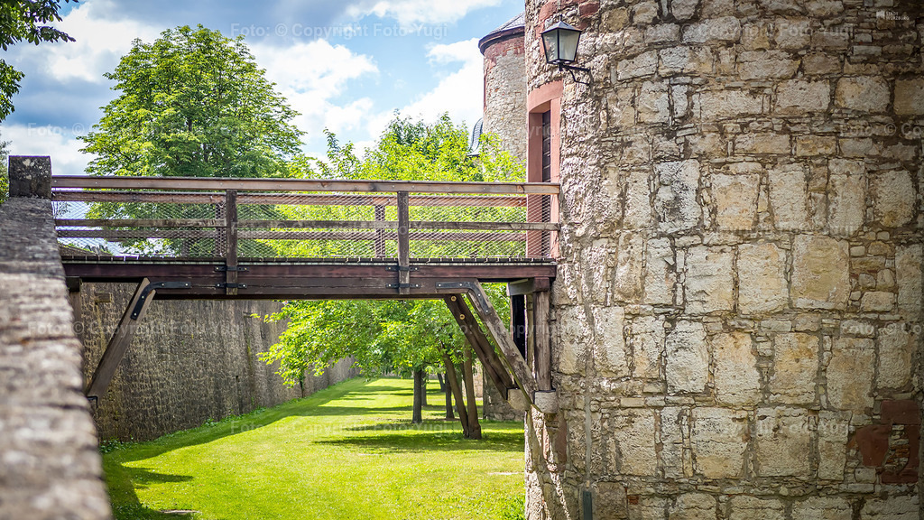 foto_yugi_0019 | Ansichten aus Würzburg sind Sehenswürdigkeiten die vom Herrn Ugur Yurdagül (foto-yugi) fotografiert und bearbeitet wurden.
Die Bilder wurden dem Komposition entsprechend bearbeitet und können als Print- oder Onlinemedien verwendet werden.