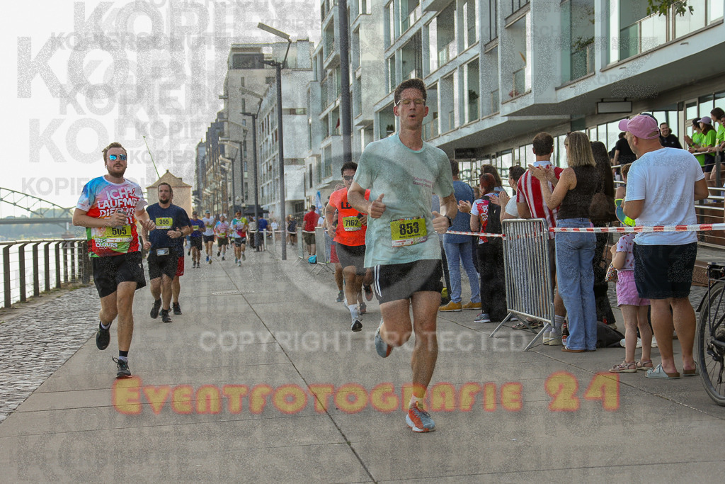 250920_1447_EX1_7597 | Sportfotografie im Rhein-Sieg Kreis, Köln, Bonn, NRW, Rheinland Pfalz, Hessen, etc. Unser Tätigkeitsfeld umfasst den Laufsport vom Volkslauf über den Marathon, Duathlon, Triathon bis zum Ultralauf wie Kölnpfad Ultra oder Schindertrail.