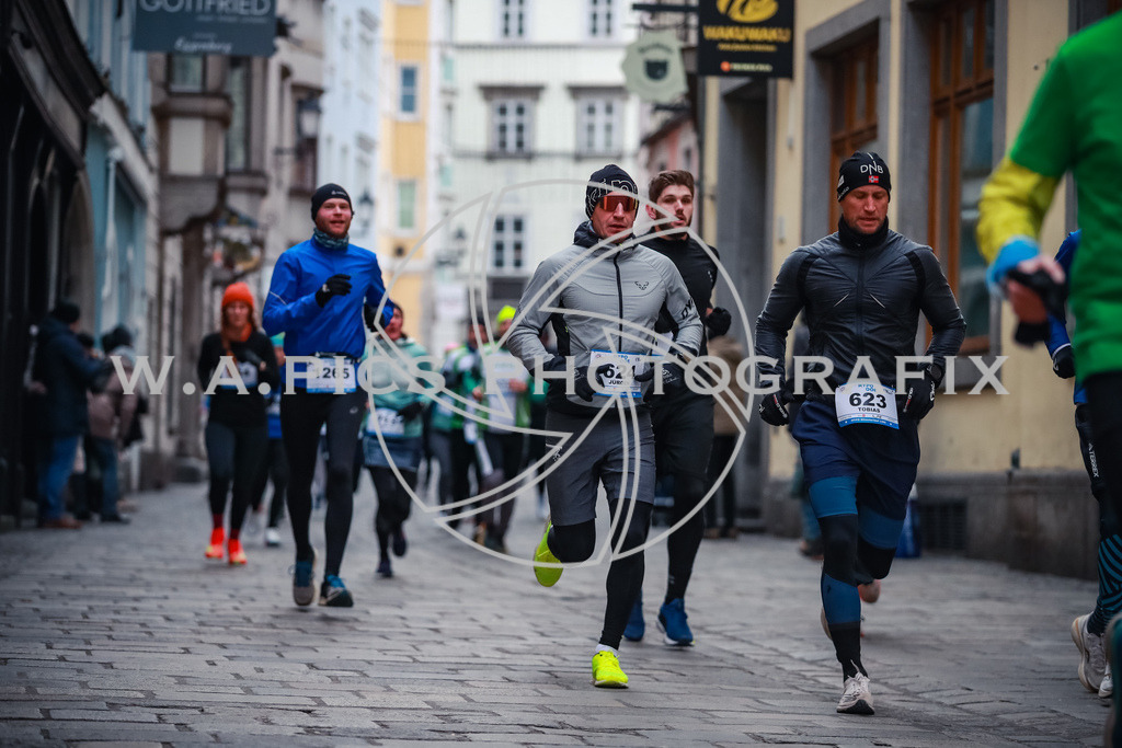 SILVESTERLAUF LINZ 25 | Linz, AUSTRIA, 31. Dezember 25, TRIRUN SILVESTERLAUF LINZ 25 , Image shows: 
Photo: WAPICS / BINDER Manuel