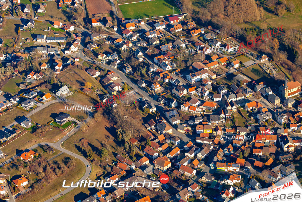 Das Luftbild der Stadt Marktgraitz wurde 2019 vom Flugzeug heraus erstellt (keine Drohne) Aufnahmehöhe ca.400 Meter- hohe Auflösung- beste Druck-Qualität garantiert!