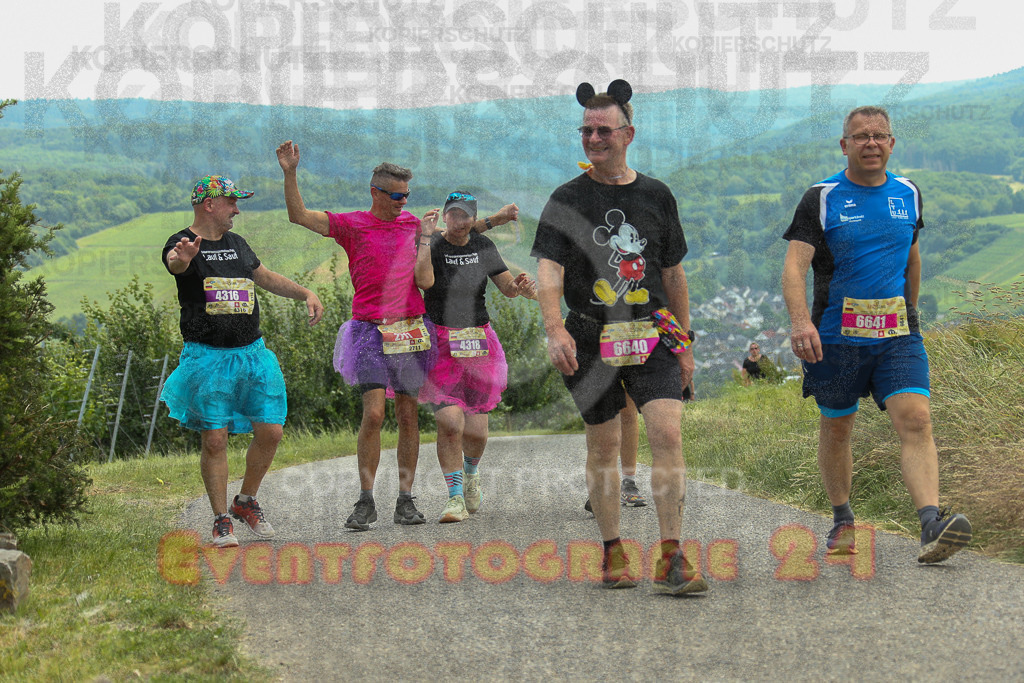 250614_1441_EX1_0942 | Sportfotografie im Rhein-Sieg Kreis, Köln, Bonn, NRW, Rheinland Pfalz, Hessen, etc. Unser Tätigkeitsfeld umfasst den Laufsport vom Volkslauf über den Marathon, Duathlon, Triathon bis zum Ultralauf wie Kölnpfad Ultra oder Schindertrail.