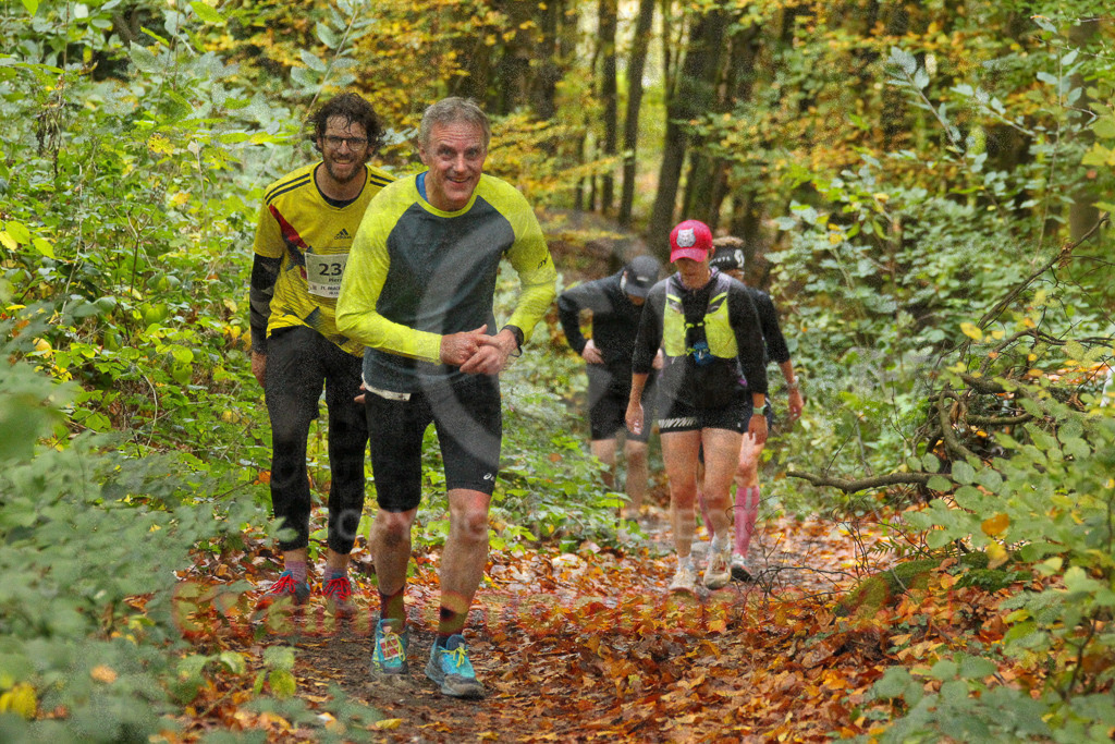 251026_1257_EV4_6160 | Sportfotografie im Rhein-Sieg Kreis, Köln, Bonn, NRW, Rheinland Pfalz, Hessen, etc. Unser Tätigkeitsfeld umfasst den Laufsport vom Volkslauf über den Marathon, Duathlon, Triathon bis zum Ultralauf wie Kölnpfad Ultra oder Schindertrail.