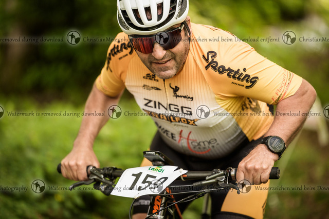 Eierlesen 2026 | Sie wurden bei einem Event oder Sportanlass fotografiert? Hier finden sie ihre Bilder! - Realisiert mit Pictrs.com