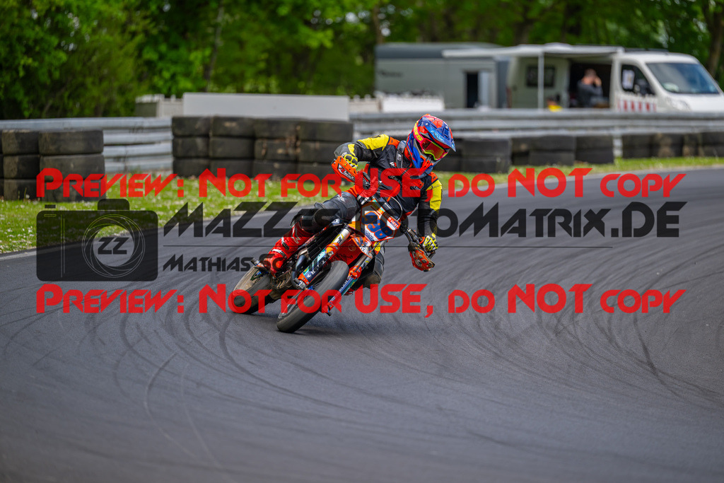 MaZZes-Fotomatrix-20260508-54545 | G3