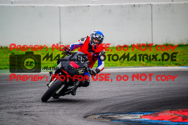 MaZZes_FotoMatrix_240614_6007705_5505 | INST