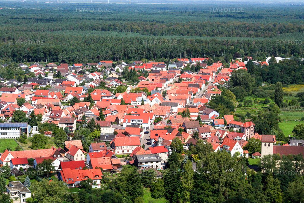 Luftbild: Bruchbergstr in Berg im Bundesland Rheinland-Pfalz in Deutschland. Foto: IMG_3616.jpg vom 31.08.2006 durch Werner Riehm/FLY-FOTO.de