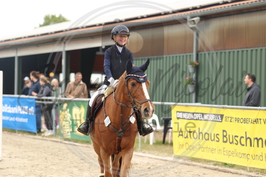 994A8622 | sabrinanicolaifotografie - Realisiert mit Pictrs.com