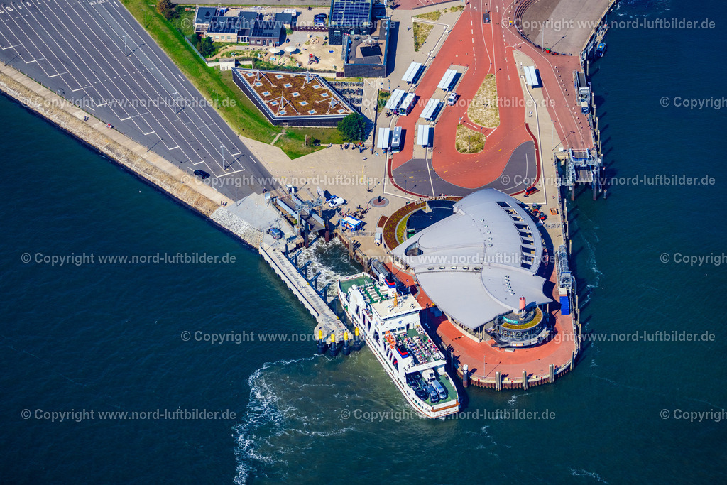 Norderney_Hafen_Frisia_III_Fährschiff_ELS_5764050924 | NORDERNEY 05.09.2024 Fähr- Hafenanlagen an der Meeres- Küste der Nordseeinsel Norderney Mit den Fährschiff Frisia III im Bundesland Niedersachsen, Deutschlan. Weiterführende Informationen bei: Adler-Schiffe GmbH &amp; Co. KG. // Faehr- Hafenanlagen an der Meeres- Kueste der Nordseeinsel Norderney Mit den Faehrschiff Frisia III im Bundesland Niedersachsen, Deutschlan. Further information at: Adler-Schiffe GmbH &amp; Co. KG. Foto: Martin Elsen