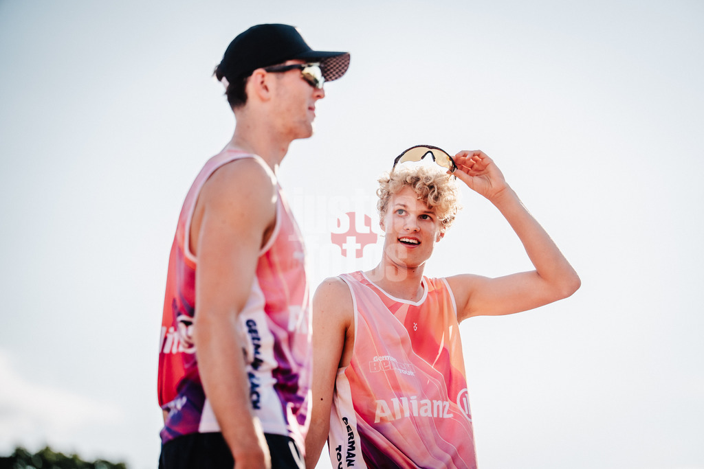 Beachvolleyball | Männer | Allianz German Beach Tour 2025 | Tourstop München | 11.07.2025 | v.l. Tristan Fröbel und Tamo Wüst