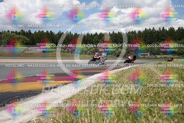 2016-07-01-PBK-3621 | Sportfotografie; SlowMotion; Video; Rennstrecke; Hafeneger; RSE; Speer; Trackday; Motorsportarena; Hockenheimring; Brno; Most; Barcelona; Valencia, Benny; Kaetzmer;