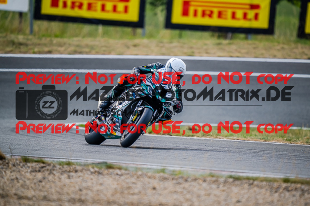 MaZZes_FotoMatrix_220722_8180 | IDM1000