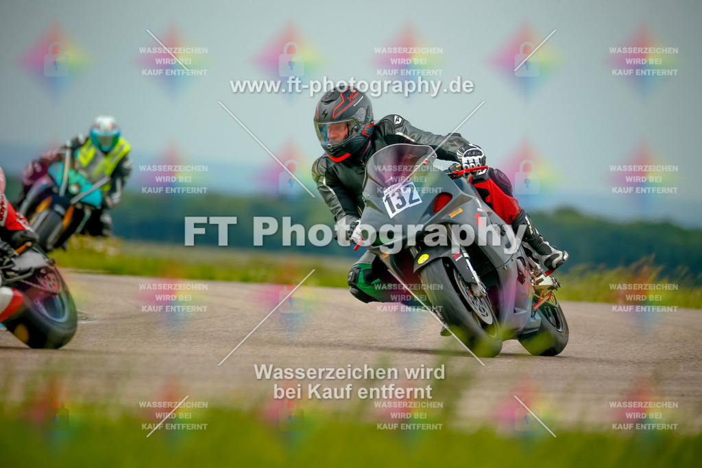 _MOT1986 | Hier findet Ihr Bilder von Touristenfahrten auf der Nürburgring Nordschleife oder von anderen Veranstaltungen die ich besucht habe. Viel Spass beim Durch Schauen 