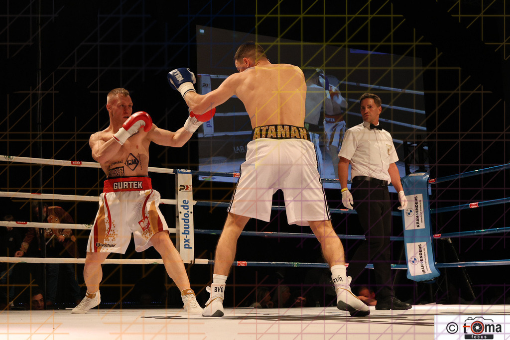 Atahmanchuk vs Gurtek 25.04.2026 tomafocus Tb00105 | professionelle Sport- und Eventfotografie von Tomafocus – dynamische Bilder, emotionale Momente und hochwertige Aufnahmen für jeden Anlass. - Realisiert mit Pictrs.com