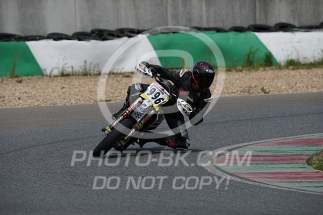 2024_05_14_PBK_22700 | Sportfotografie; SlowMotion; Video; Rennstrecke; Hafeneger; Speer; Racing; RSE; BMW; CBO; Trackday; Motorsportarena; Hockenheimring; Brno; Most; Barcelona; Valencia