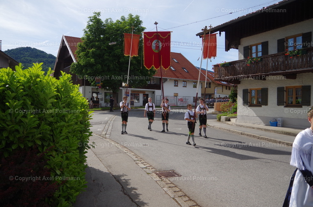 IMGP4963 | fotografiert von Axel PollmannLeonhardi Wallfahrt Benediktbeuern und Murnau, Fronleichnam, Fasching, Landschaft im Loisachtal und Benediktbeuern  - Realisiert mit Pictrs.com