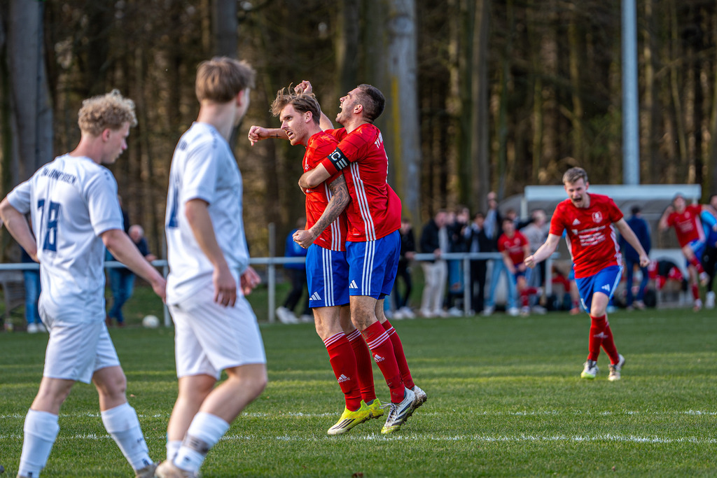 Fußball I Herren I Saison 2025-2026 I Halbfinale Kreispokal VEC I  BW Langförden - TV Dinklage II I 19482 | jns.sportfotos - Realisiert mit Pictrs.com
