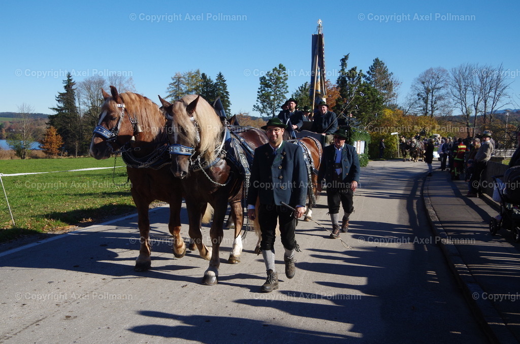IMGP8250 | fotografiert von Axel PollmannLeonhardi Wallfahrt Benediktbeuern und Murnau, Fronleichnam, Fasching, Landschaft im Loisachtal und Benediktbeuern  - Realisiert mit Pictrs.com