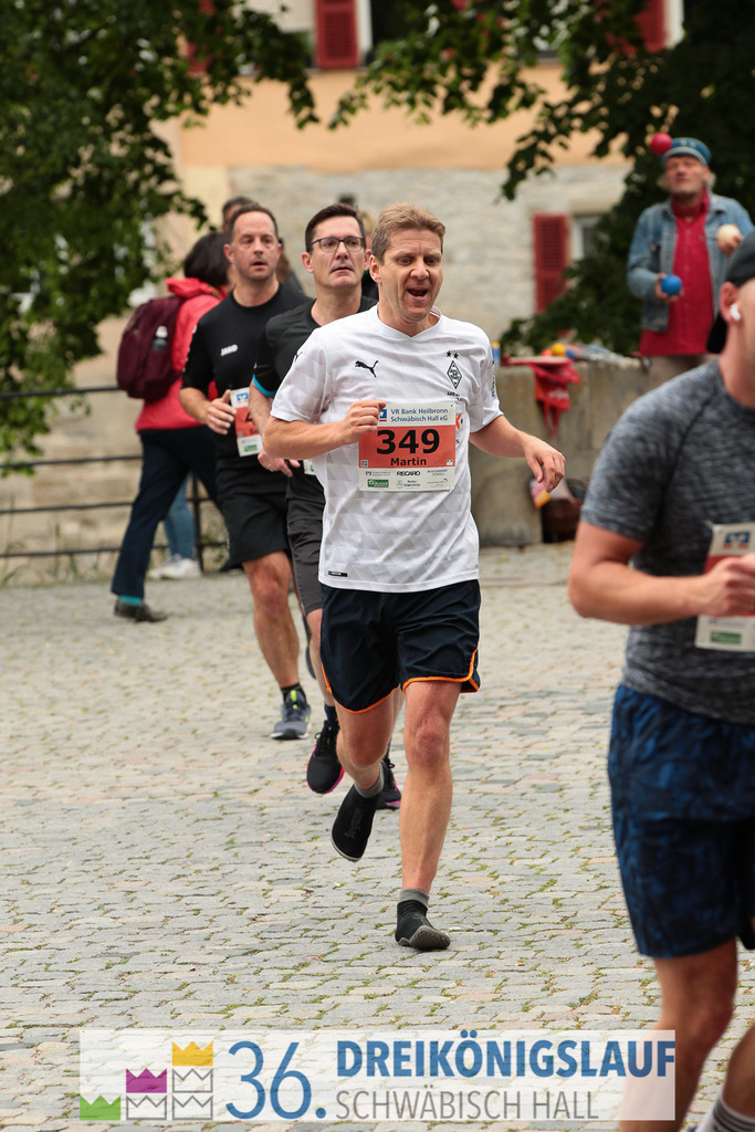 VR Bank Hauptlauf 10km | 3königslauf 2022 VR Bank Hauptlauf - Realisiert mit Pictrs.com
