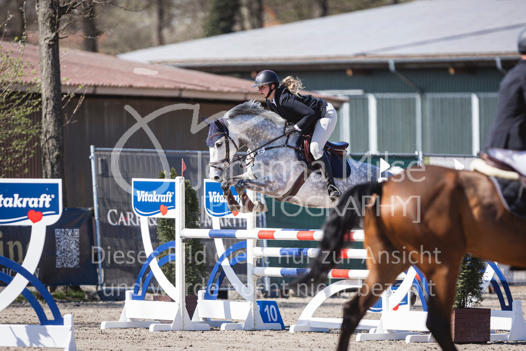 250408_Mühlen_SprPf-L-381 | Deine schönsten Turniermomente als professionelle Fotos! Entdecke hochwertige Pferdesport-Fotografie im Online-Shop. Jetzt Fotos finden & bestellen!
