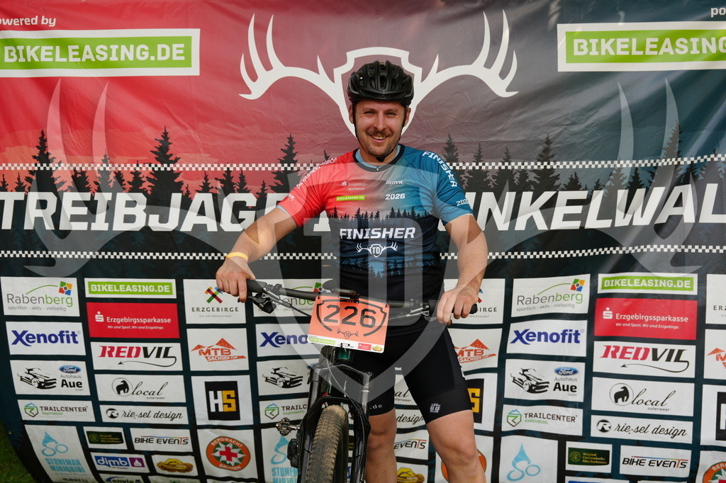 FC605665 | Fotogalerie der Treibjagd im Dunkelwald - Dein MTB Etappenrennen im Erzgebirge - Realisiert mit Pictrs.com