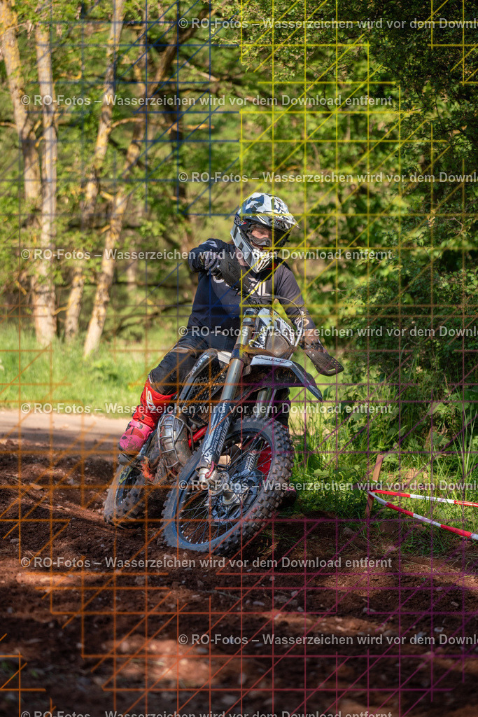 Wolfshausen 3 Lauf -1733 | Sportfotografie von RO-Fotos: Motorsport, Motocross, Enduro, Laufveranstaltungen und Triathlon. Professionelle Fotos von Sportlern und Events. - Realisiert mit Pictrs.com