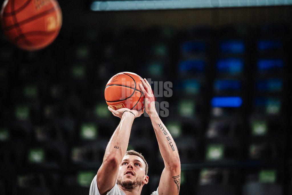 Basketball | Männer | Saison 2024/2025 | easyCredit Basketball Bundesliga | 18. Spieltag | Veolia Towers Hamburg vs. FIT/One Würzburg Baskets | 26.01.2025 | Niklas Wimberg (#17, Veolia Towers Hamburg)