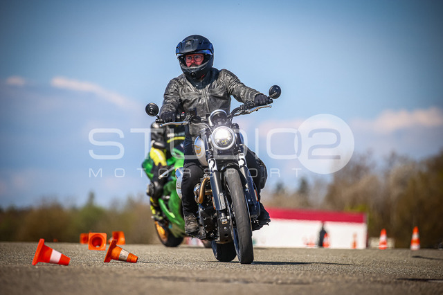 0025-260418_NOE2-009_25 | Deine Full-Service-Agentur für ✔️Videoproduktionen und ✔️Motorsportfotografie Jetzt Angebot anfragen!