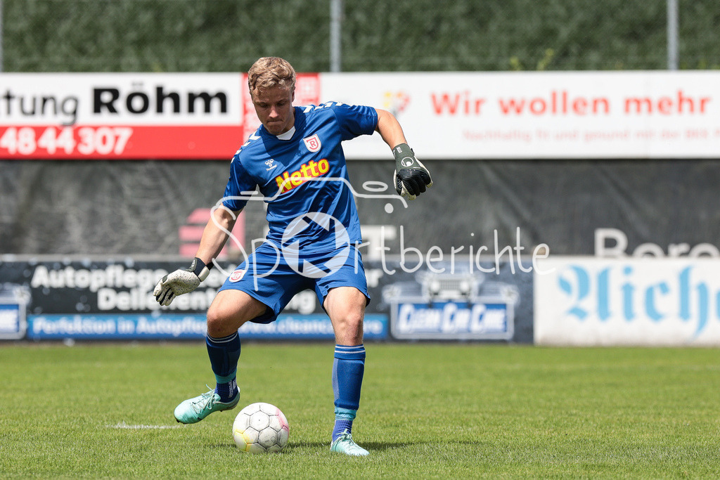 FC Pipinsried - SSV Jahn Regensburg II | SSV Keeper Elias DIMMELMEIER