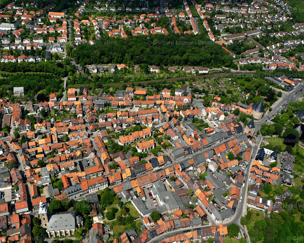 2638362 | GOSLAR GEORGENBERG 09.06.2006 Stadtzentrum im Innenstadtbereich  in Georgenberg im Bundesland Niedersachsen, Deutschland // The city center in the downtown area  in Georgenberg in the state Lower Saxony, Germany Foto: Gerhard Launer