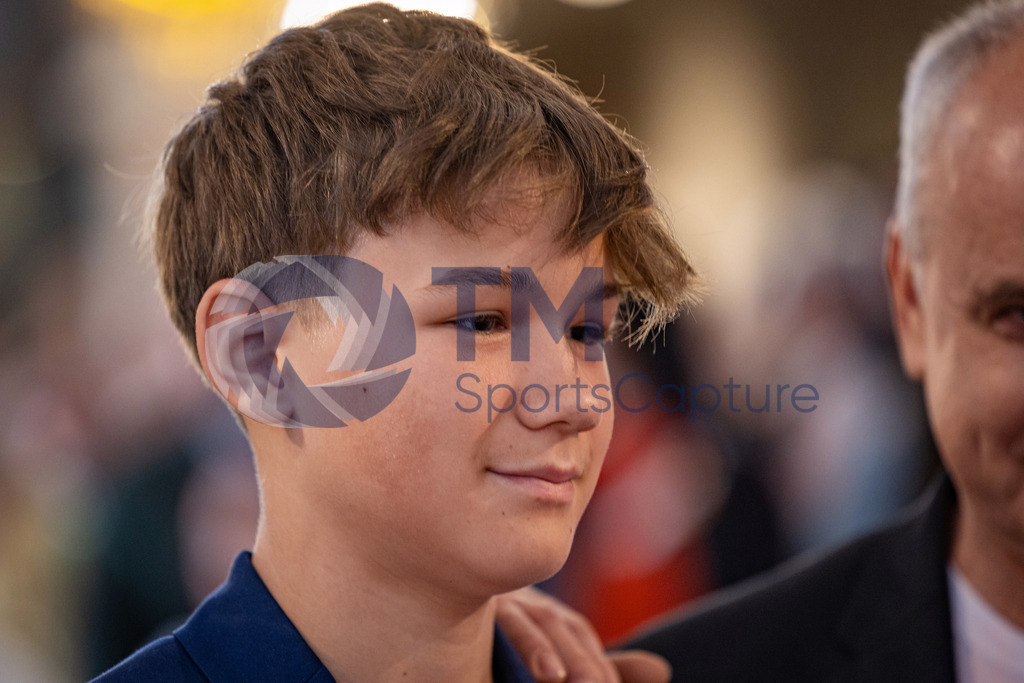 RR5M6518 | Firmung Klagenfurt-Dom 19.05.2024 8 Uhr