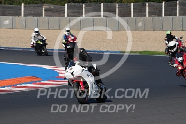 2023_09_08_PBK_15607 | Sportfotografie; SlowMotion; Video; Rennstrecke; Hafeneger; Speer; Racing; RSE; BMW; CBO; Trackday; Motorsportarena; Hockenheimring; Brno; Most; Barcelona; Valencia