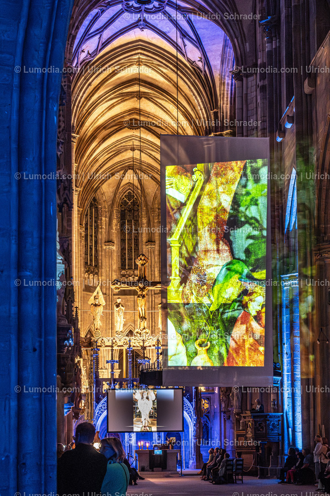 10049-13694 - Nacht der Kirchen in Halberstadt | Stockfoto und Bilderpool mit Bildmaterial aus Deutschland, dem Harz, Halberstadt, Quedlinburg, Wernigerode und weltweit. Qualitativ hochwertige und professionelle Fotos anschauen und kaufen. - Realisiert mit Pictrs.com