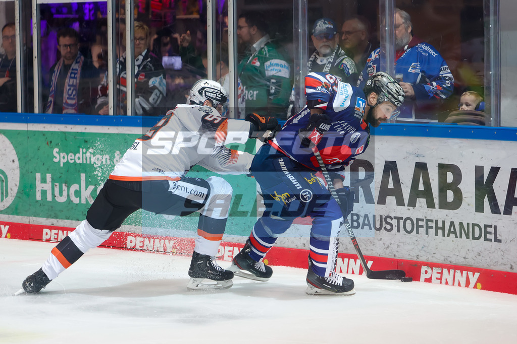 Iserlohn Roosters - Loewen Frankfurt | 
DEL: Iserlohn Roosters - Loewen Frankfurt - Realisiert mit Pictrs.com