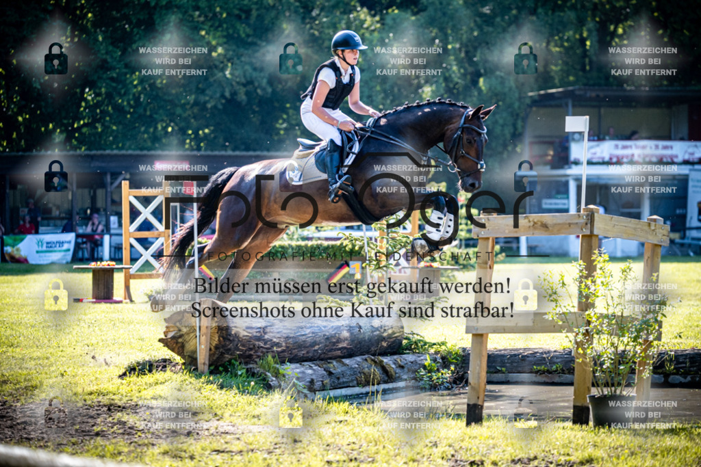 2026-05 - Melle Oldendorf-3-0118 | Entdecke hochwertige Reitturnierfotos von Foto Oger. Professionell, emotional und authentisch – jetzt Lieblingsmomente im Shop bestellen.Deutschlandweite Turnierfotografie. - Realisiert mit Pictrs.com