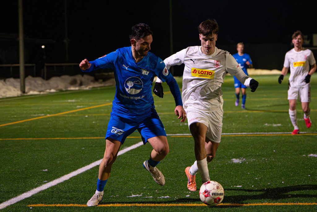 Fußball I Herren I Saison 2025-2026 I Freundschaftsspiel I BW Lohne - TuS Bersenbrück I 2727 | jns.sportfotos - Realisiert mit Pictrs.com