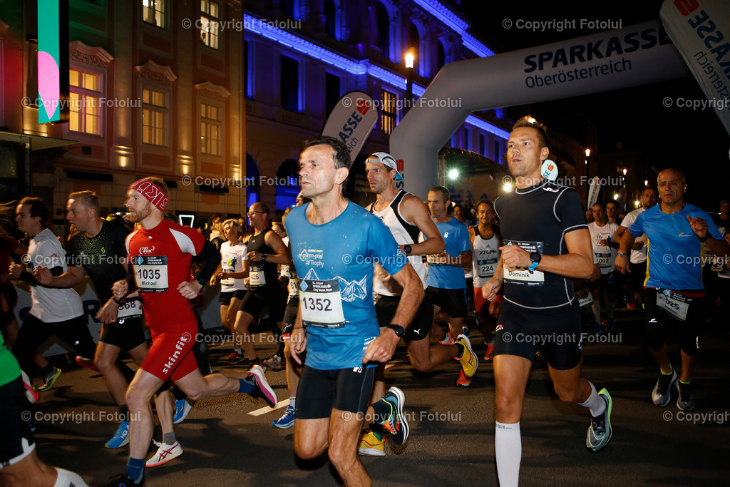 LINZERSPARKASSECITYNIGHTRUN_15 | bilder, linz, photo, foto, fussball, sport, fotolui, bundesliga