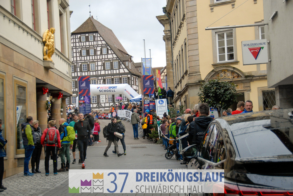 AOK JuniorCup 400m | 3Koenigslauf 2023 - Realisiert mit Pictrs.com
