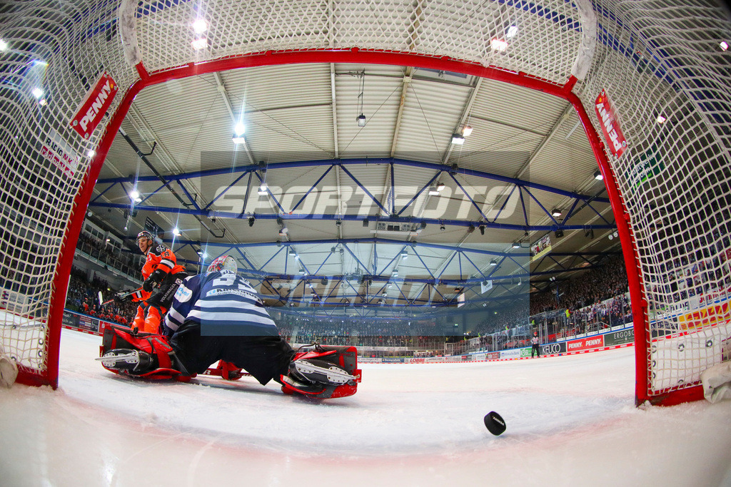 Iserlohn Roosters - Grizzlys Wolfsburg | 
DEL: Iserlohn Roosters - Grizzlys Wolfsburg - Realisiert mit Pictrs.com