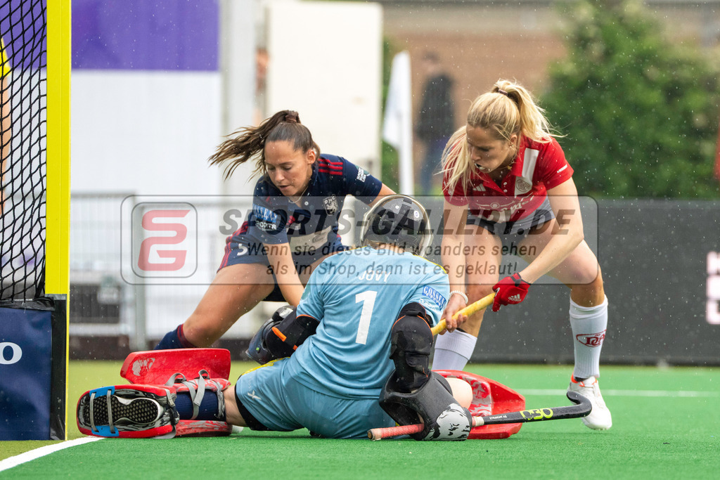 Final4_20240518-1426-0048 | Bonn, Deutschland, 18.05.2024: d1 in Aktion waehrend des Spiels der Deutsche Feldhockey-Meisterschaften 2024 zwischen Final 4 Damen Der Club an der Alster - Düsseldorfer HC im Bonner THV am 18.05.2024 in Bonn, Deutschland. (Foto von Stephan Fehrmann)

Bonn, Germany, 18.05.2024: d1 in action during the game of Deutsche Feldhockey-Meisterschaften 2024 between Final 4 Damen Der Club an der Alster - Düsseldorfer HC in Bonner THV at 18.05.2024 in Bonn, Deutschland. (Foto from Stephan Fehrmann)