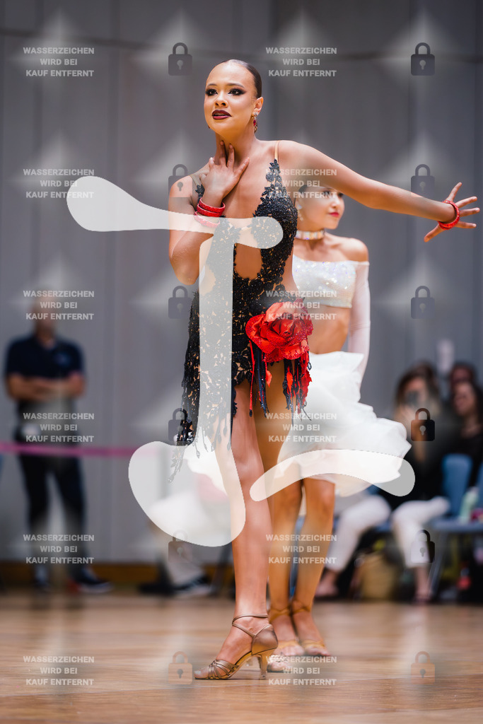 GOC 2025 - WDSF Solo Junior II Latin Female - 2025-08-21-8771 | Webshop for digital downloads and prints of dance sport, event & show photographer Julian Link - Realisiert mit Pictrs.com