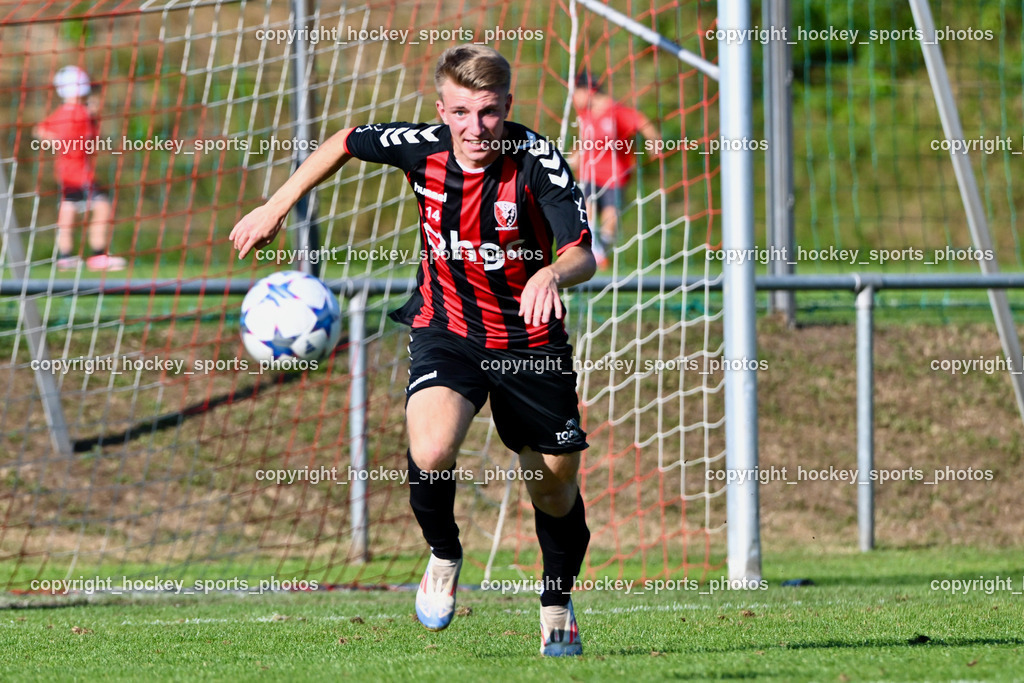 ESV Admira vs. SC Arriach | #14 Fabian Michael Pinter ESV Admira, ESV Admira vs. SC Arriach, ESV Admira vs. SC Arriach am 24.08.2024 in Villach (Sportzentrum Admira), Austria, (Photo by Bernd Stefan)
