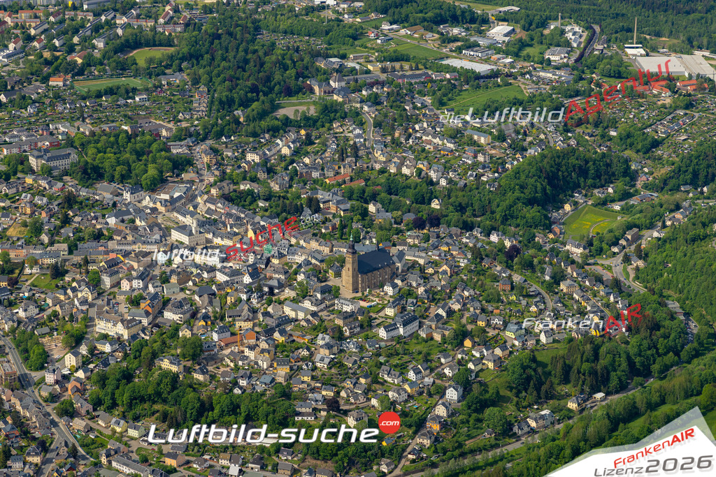 Das Luftbild der Stadt Schneeberg wurde 2022 vom Flugzeug heraus erstellt (keine Drohnen-Aufnahmen) Aufnahmehöhe ca.450 Meter- hohe Bildauflösung und Druck-Qualität. Garantiert!