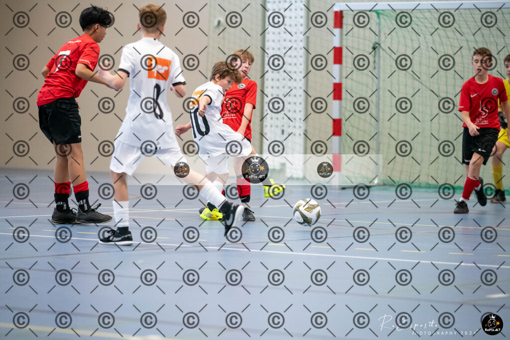 20241201_FCR-Hallenturnier-Da_RAW-1_037 | Sport und Naturfotografie von Roberto Esposito zeigt echte Momente Bewegung und die Schönheit der Natur. Ausdrucksstarke Bilder schaffen Emotionen.