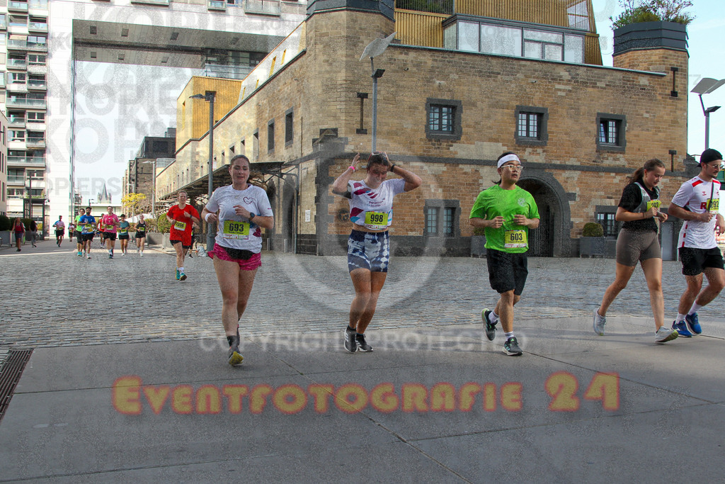 250920_1459_EV4_7789 | Sportfotografie im Rhein-Sieg Kreis, Köln, Bonn, NRW, Rheinland Pfalz, Hessen, etc. Unser Tätigkeitsfeld umfasst den Laufsport vom Volkslauf über den Marathon, Duathlon, Triathon bis zum Ultralauf wie Kölnpfad Ultra oder Schindertrail.