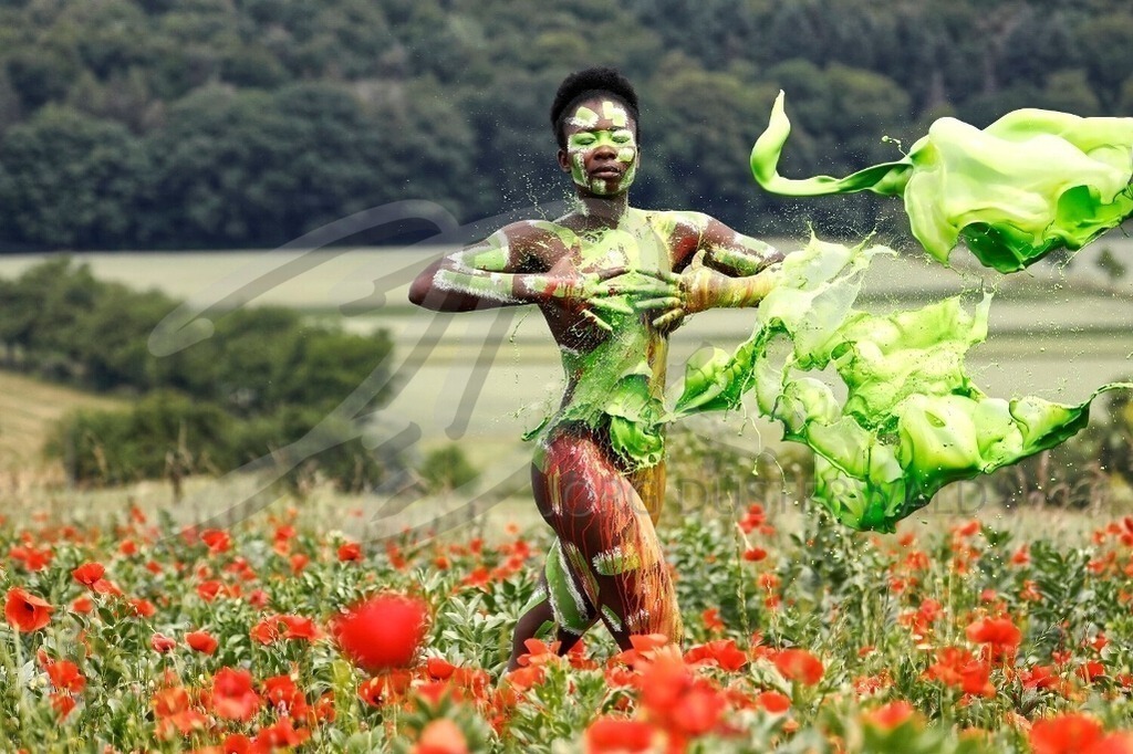 BodyArt-MOHNSPLASH_9687-2a2-2 | #001 | Modell: Clémentine | Foto: Tschiponnique Skupin  - Realisiert mit Pictrs.com